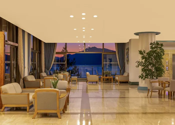 Hotel Labranda Mares 5*