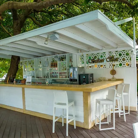 Отель Labranda Mares 5*