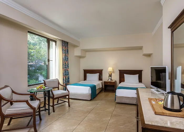 Hotel Labranda Mares